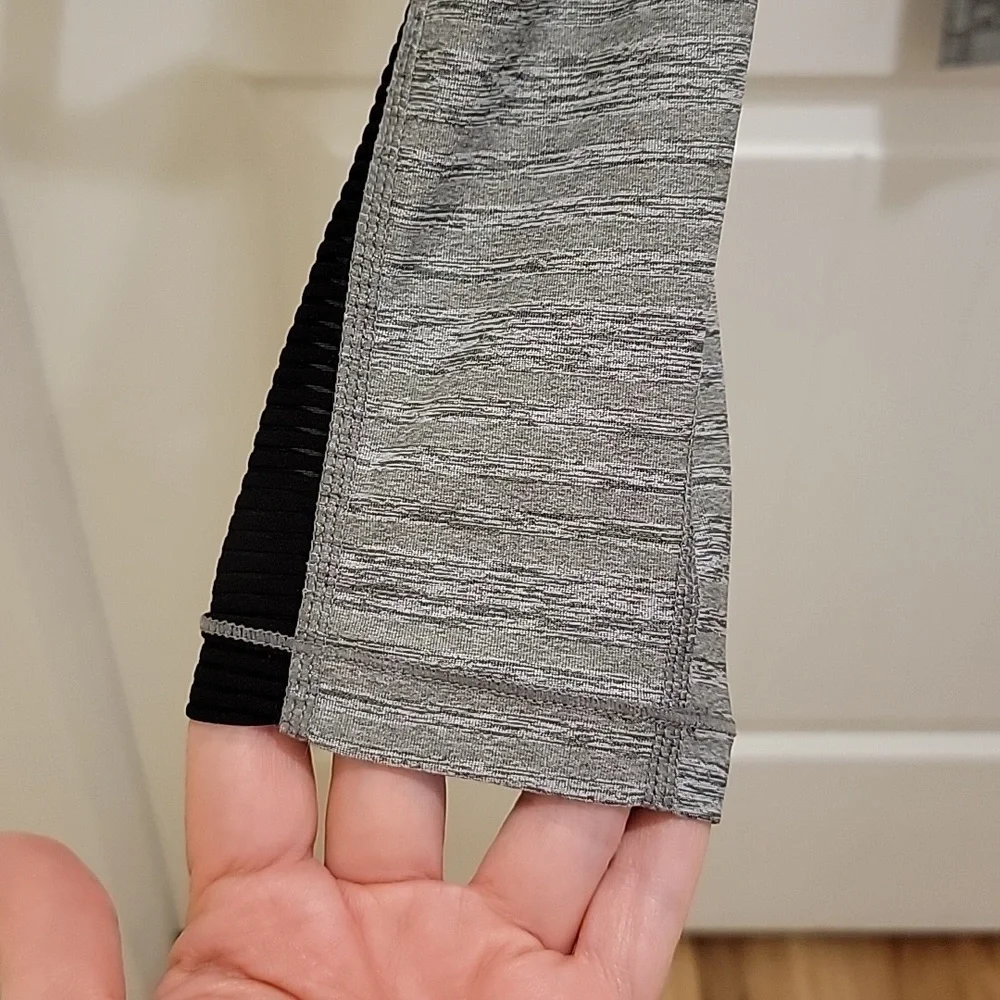 Nike Pro Dri Fit Grey Black Athletic Leggings Size Small - Picture 8 of 9